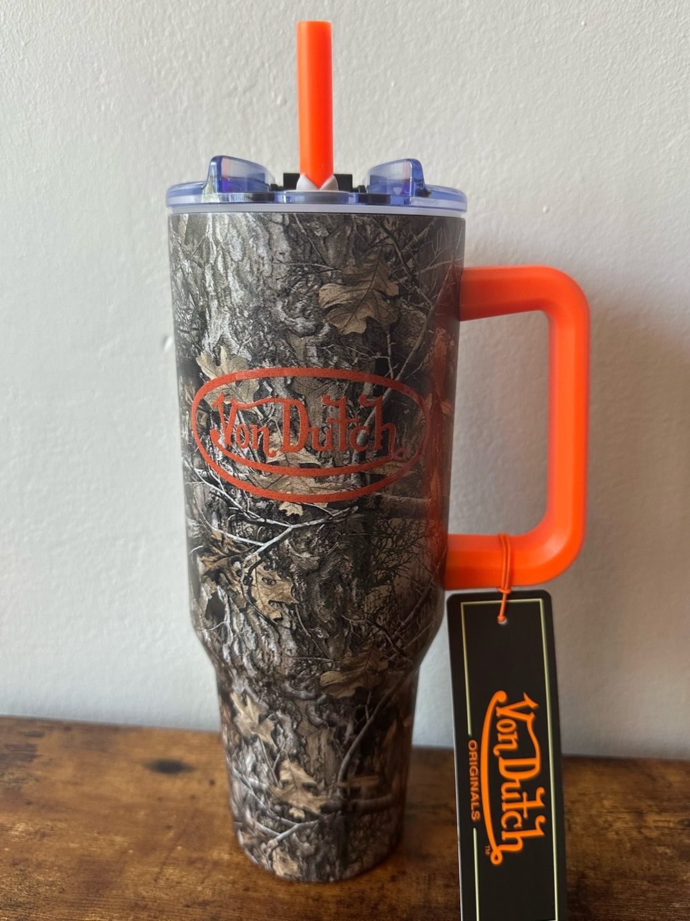 Von Dutch Camouflage Large Tumbler with Bright Orange Handle and Straw & Lid NWT